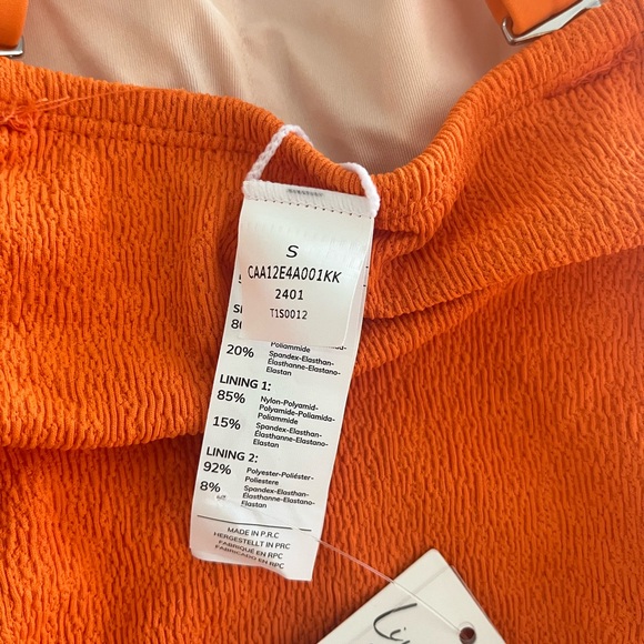 Cupshe bathing suit. Never worn. Supper fun color - Picture 3 of 5